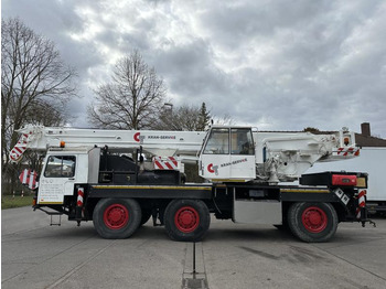 Mobile crane LIEBHERR LTM 1050