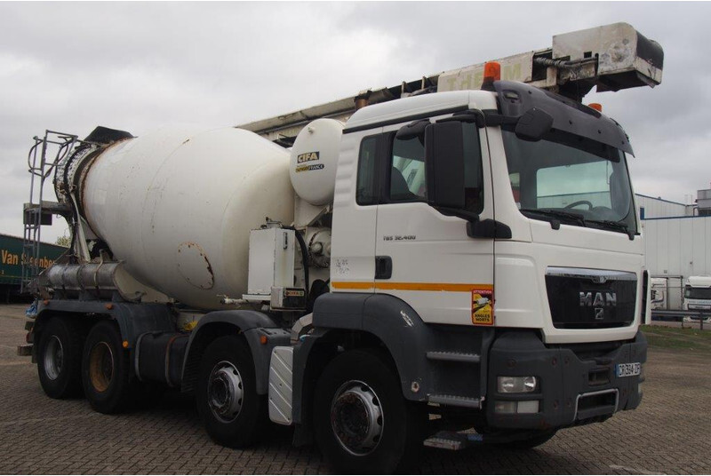 Concrete mixer truck MAN TGS 32.400 - 8x4: picture 4