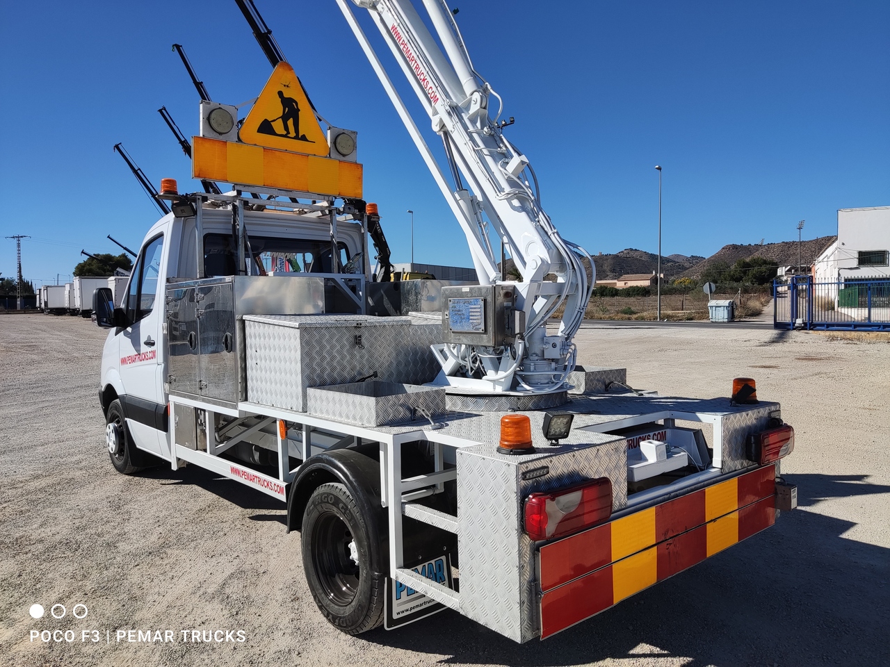 Truck mounted aerial platform MERCEDES-BENZ 516 CDI CESTA ELEVADORA, 160 cv: picture 7