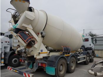Concrete mixer truck MERCEDES-BENZ Axor 4140: picture 1
