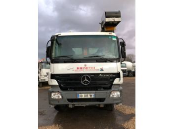 Concrete mixer truck Mercedes-Benz ACTROS 3236: picture 1