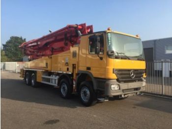 Concrete pump truck Mercedes Benz Actros 4144 - 8X4 PUTZMEISTER 46M CONCRETE PUMP: picture 1