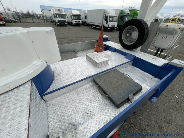Truck mounted aerial platform Mercedes-Benz Atego 815 Bison TKA 26m Arbeitshöhe 18m seitlich: picture 4
