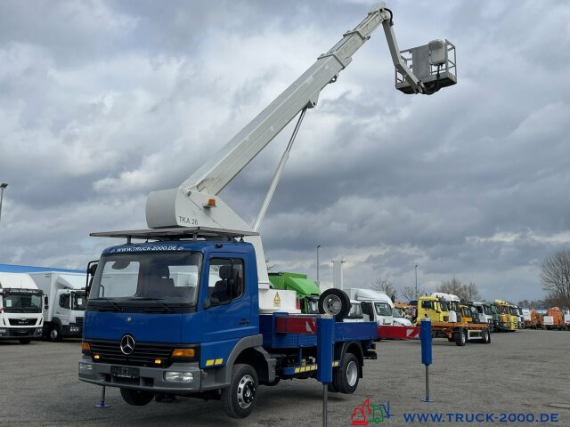 Truck mounted aerial platform Mercedes-Benz Atego 815 Bison TKA 26m Arbeitshöhe 18m seitlich: picture 8