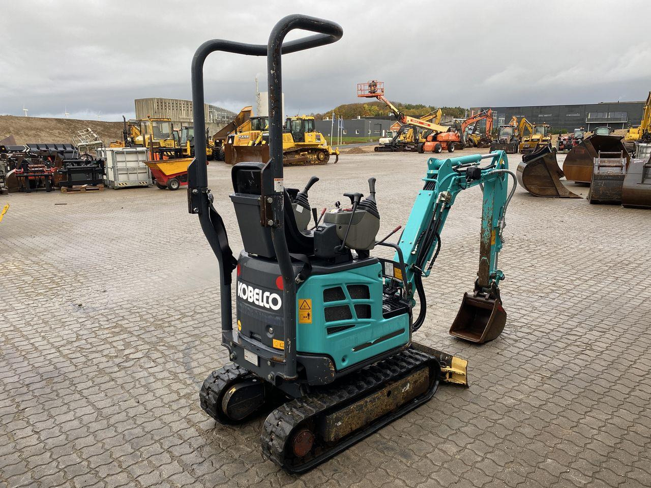 Mini excavator Kobelco SK10SR-2