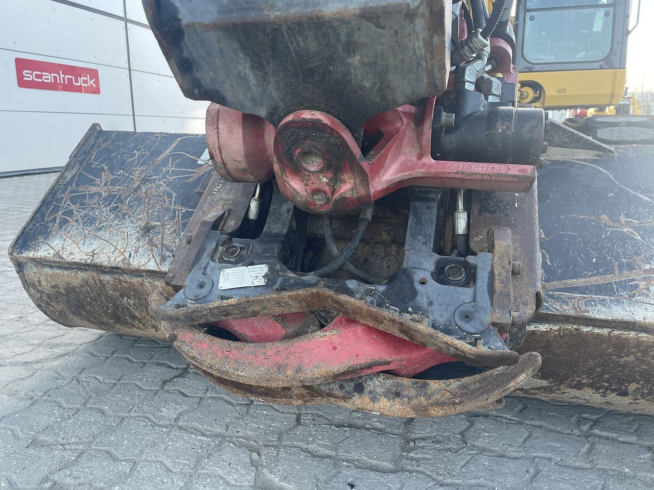 Mini excavator Komatsu PC88MR-10