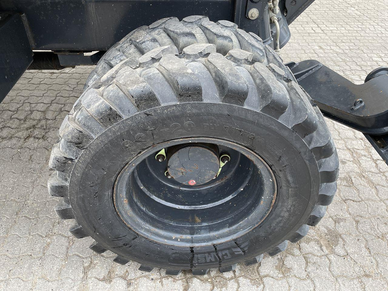 Mini excavator Komatsu PW118MR-11