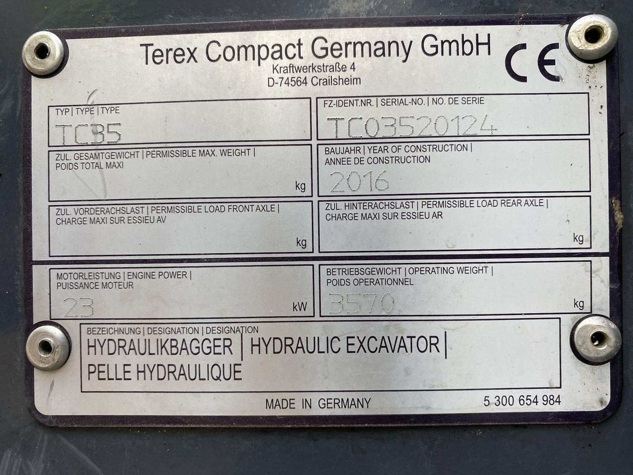 Mini excavator Terex TC35-2