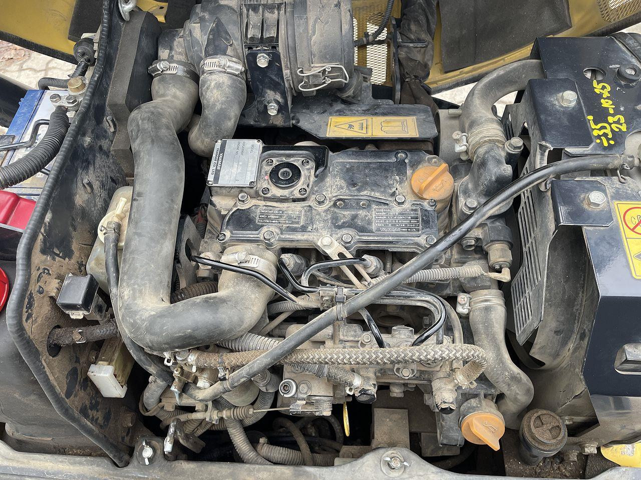 Mini excavator Yanmar VIO12