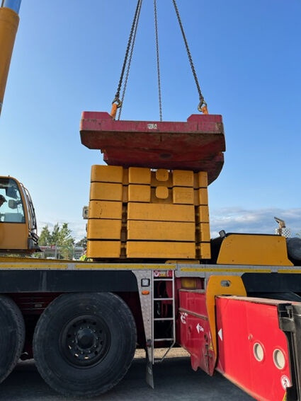 Mobile crane Demag AC350