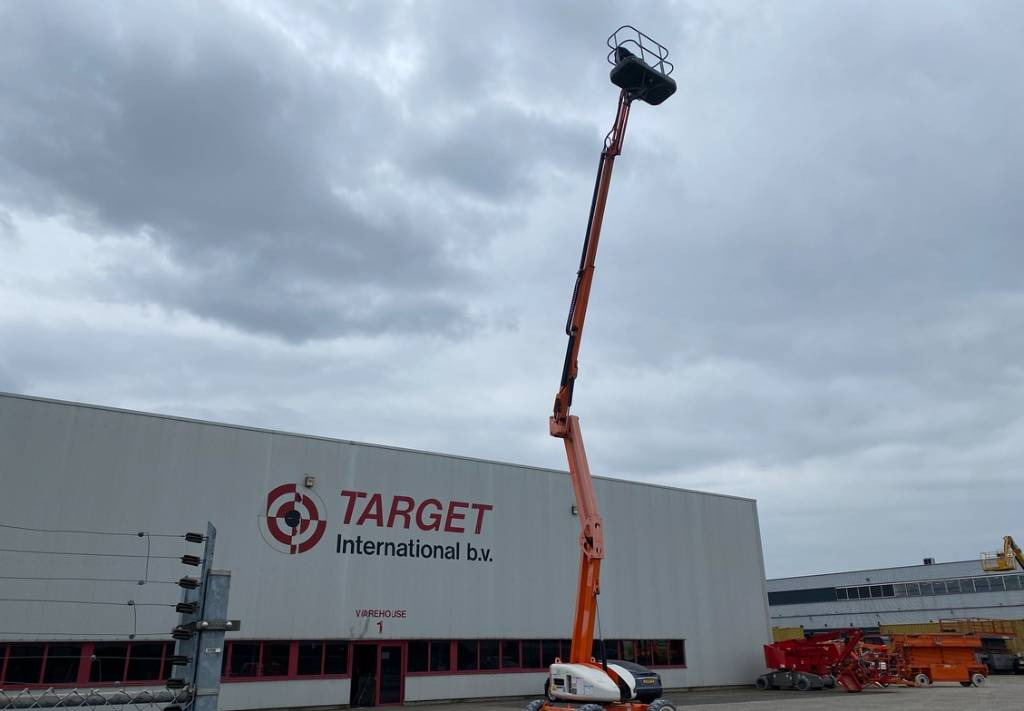 Articulated boom Niftylift HR17 Hybrid 4x4 Articulated Boom Work Lift 1720cm: picture 6