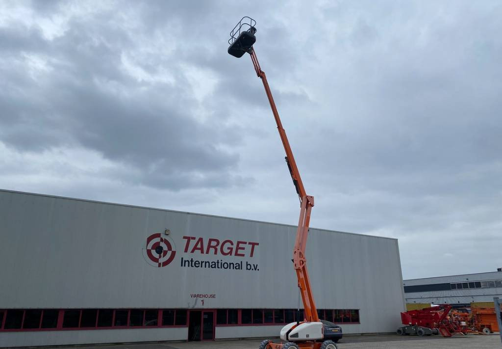 Articulated boom Niftylift HR17 Hybrid 4x4 Articulated Boom Work Lift 1720cm: picture 5