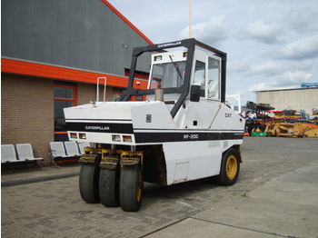 Pneumatic roller CATERPILLAR PF-200