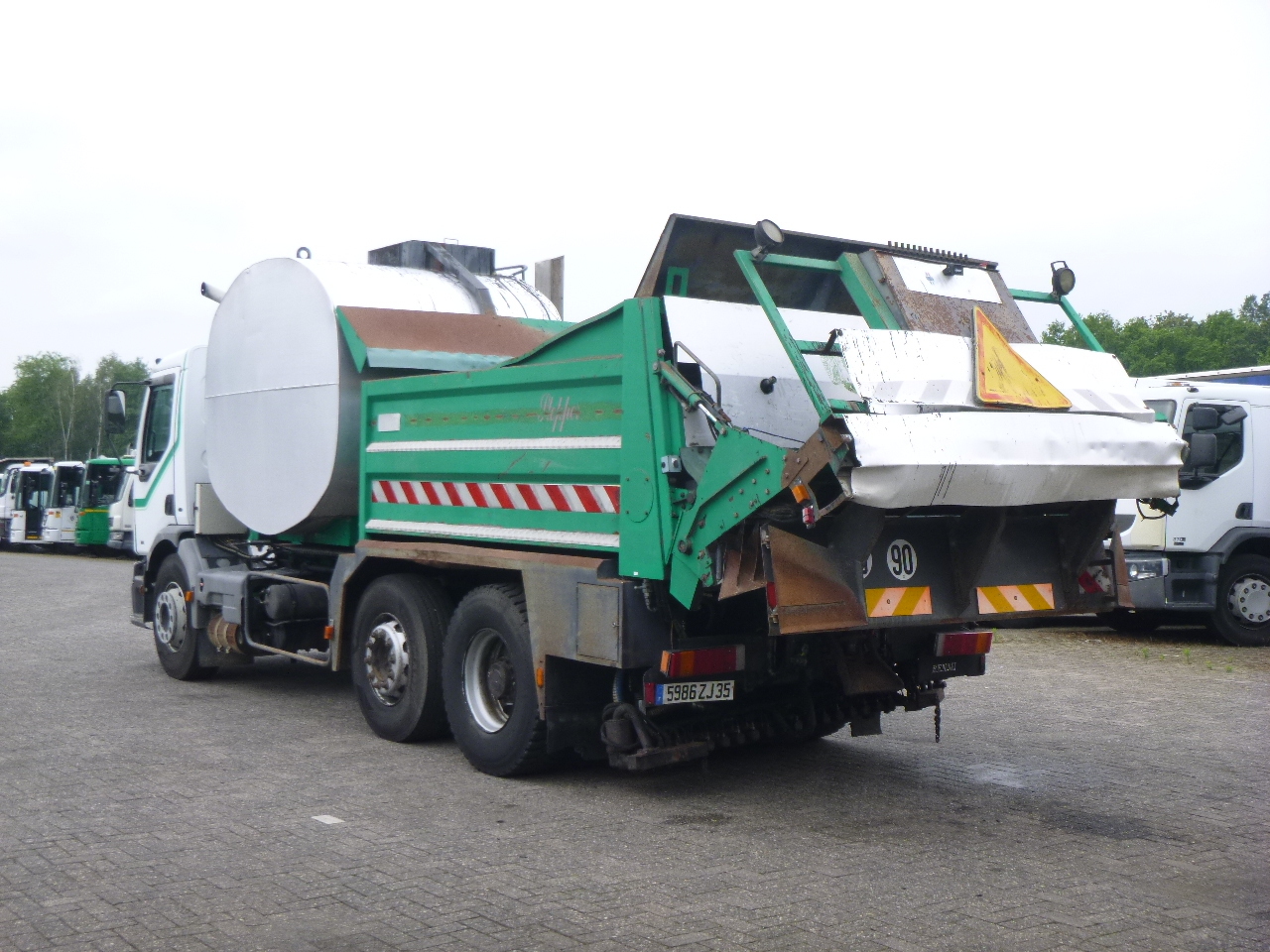 Asphalt distributor for transportation of bitumen Renault Premium 340 6x2 Road repair bitumen tank 6 m3 / tipper: picture 8