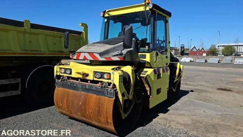 Roller COMPACTEUR A BILLES BOMAG BW174 AP-41-AM / 152-05