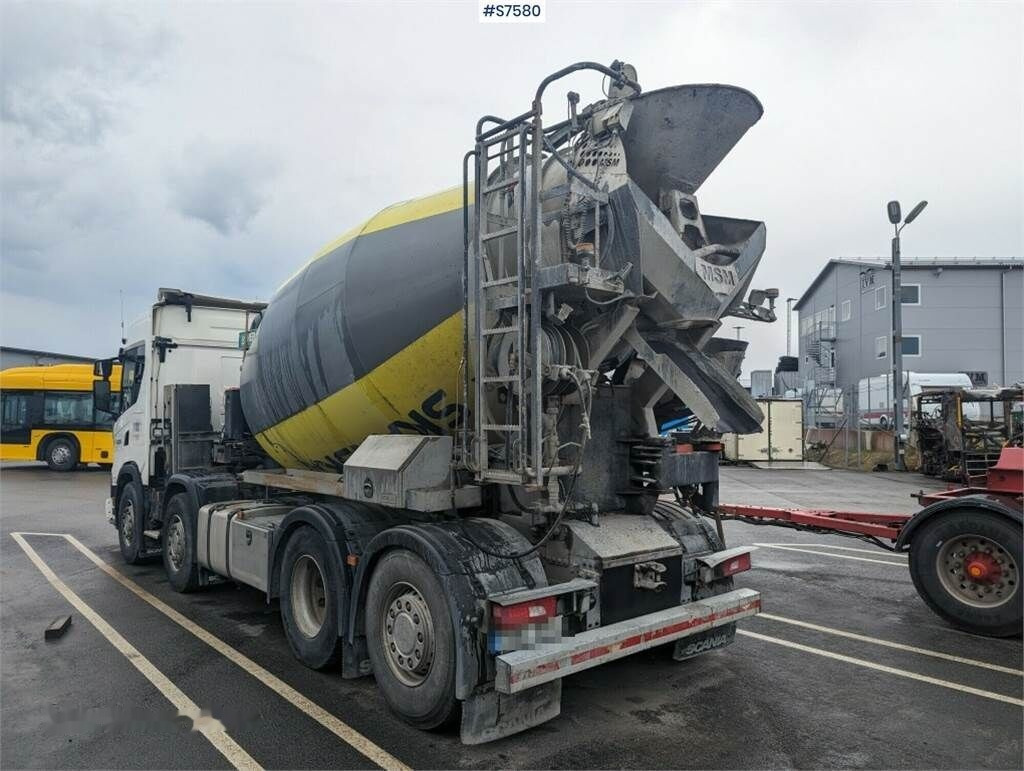 Leasing of Scania G450 8x2 Concrete truck with chute Scania G450 8x2 Concrete truck with chute: picture 3