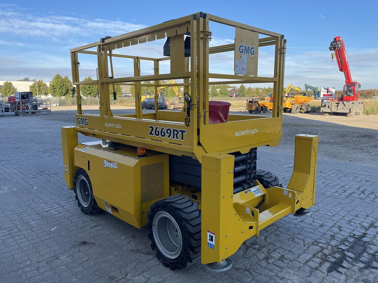 Scissor lift GMG 2669-RT