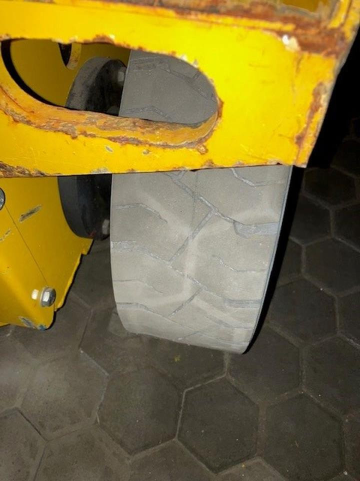 Scissor lift GMG 4646-ED 2.0