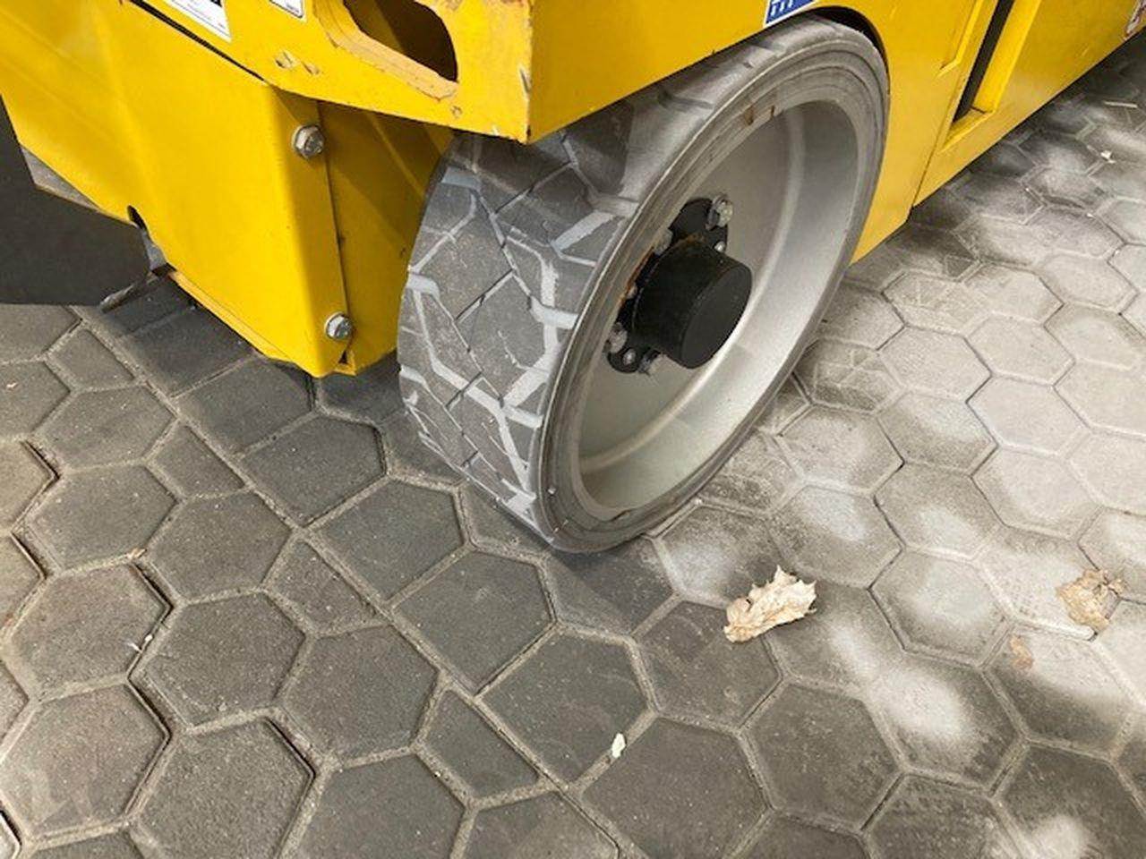 Scissor lift GMG 4646-ED 2.0