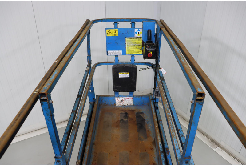 Scissor lift Genie GS2032