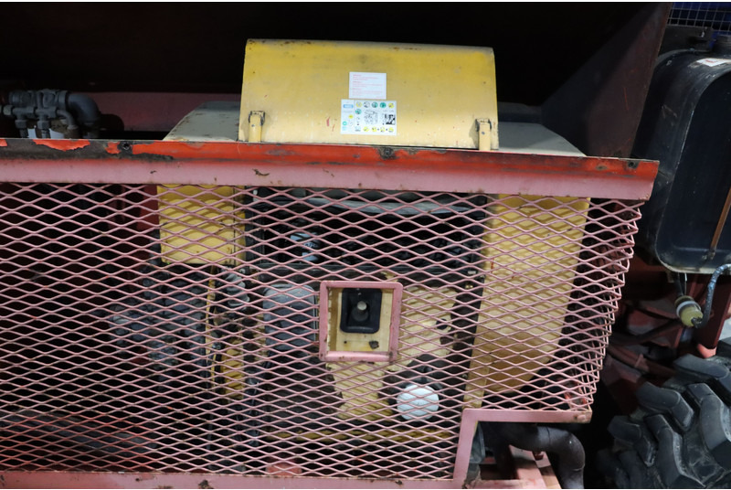 Scissor lift Holland lift 195DL25/S