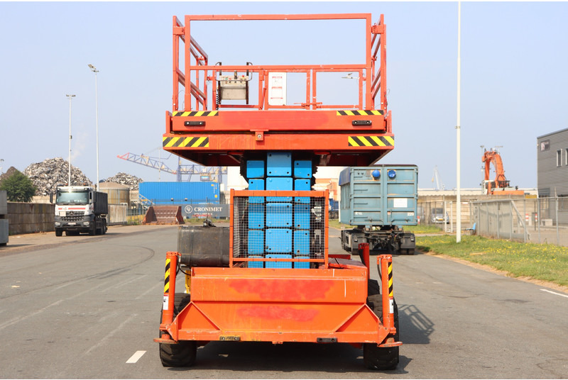 Scissor lift Holland lift B-195DL25