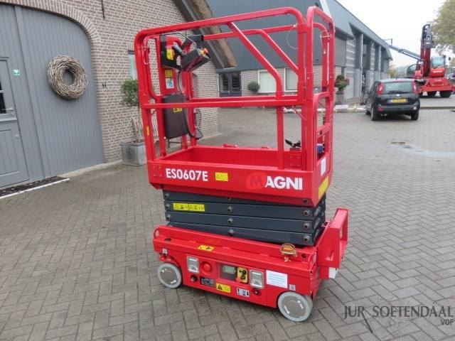 Scissor lift MAGNI ES 0607E