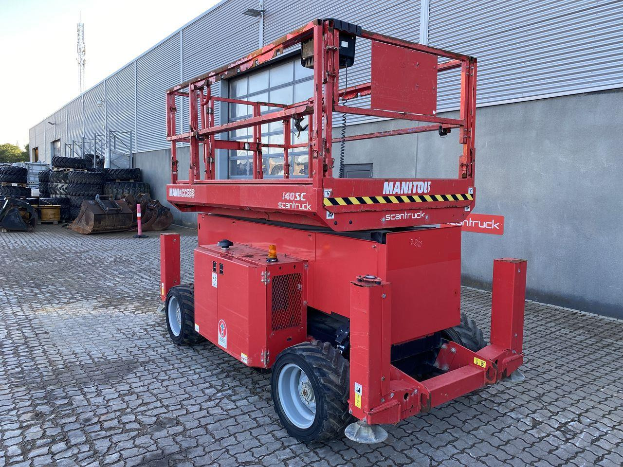 Scissor lift Manitou 140SC
