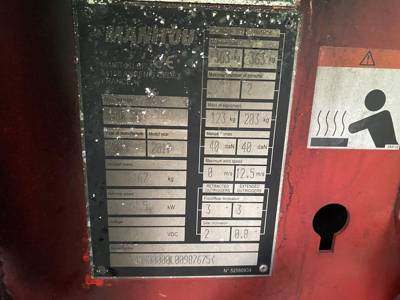 Scissor lift Manitou 140SC