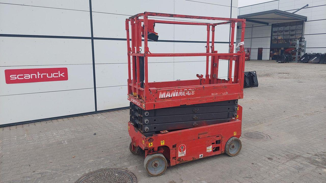 Scissor lift Manitou 78SEC