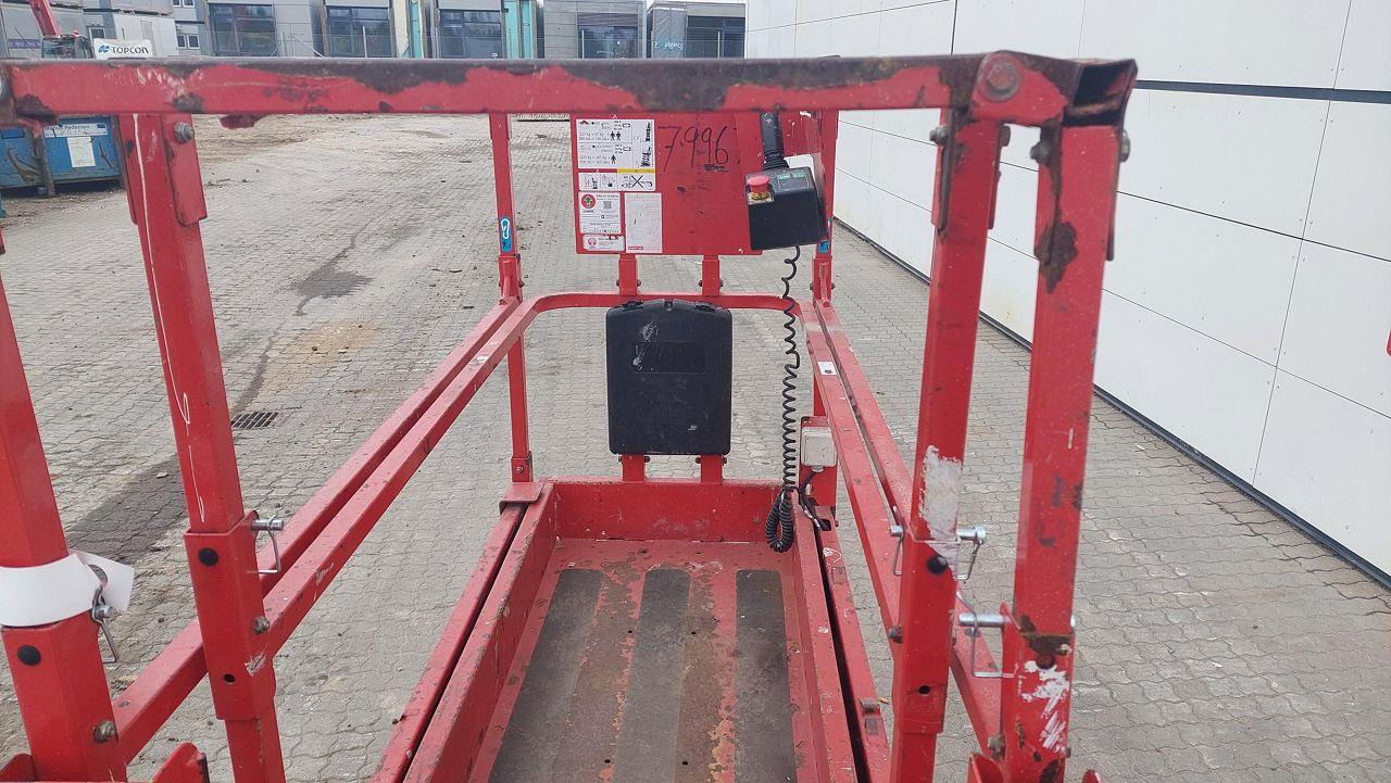 Scissor lift Manitou 78SEC