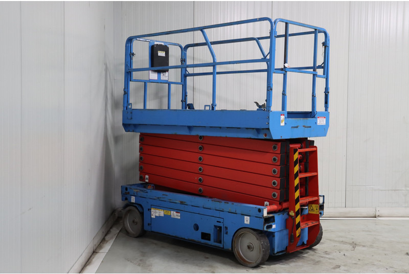 Scissor lift Mantall XE140W