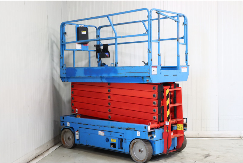 Scissor lift Mantall XE140W