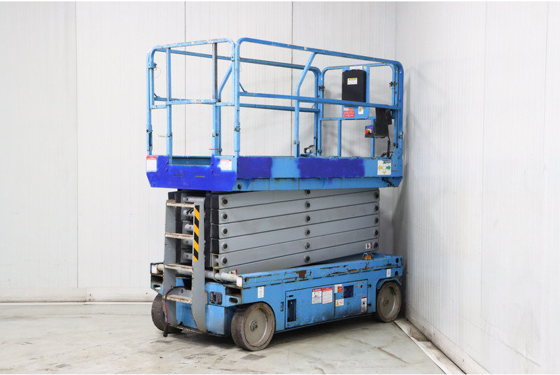 Scissor lift Mantall XE140W