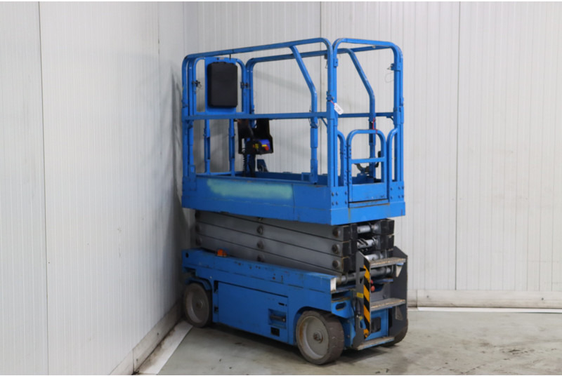 Scissor lift Mantall XE80N