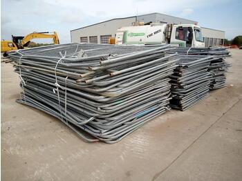 Construction equipment Selection of Heras Fencing (3 Bundles): picture 1