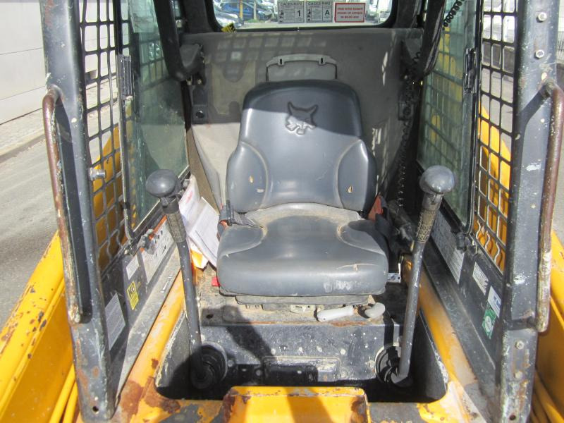 Skid steer loader Bobcat S130