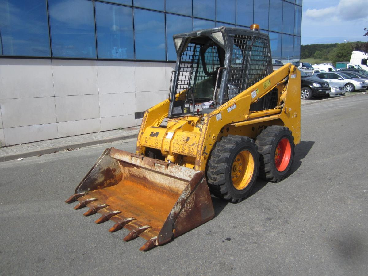 Skid steer loader Bobcat S130