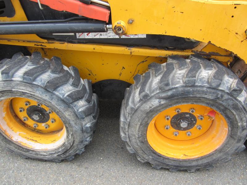 Skid steer loader Bobcat S450