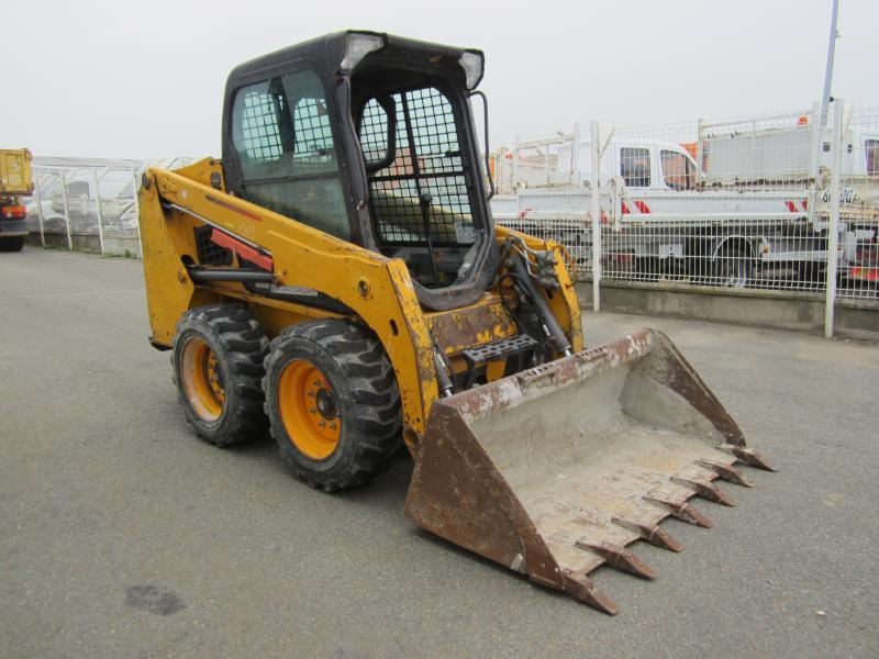 Skid steer loader Bobcat S450