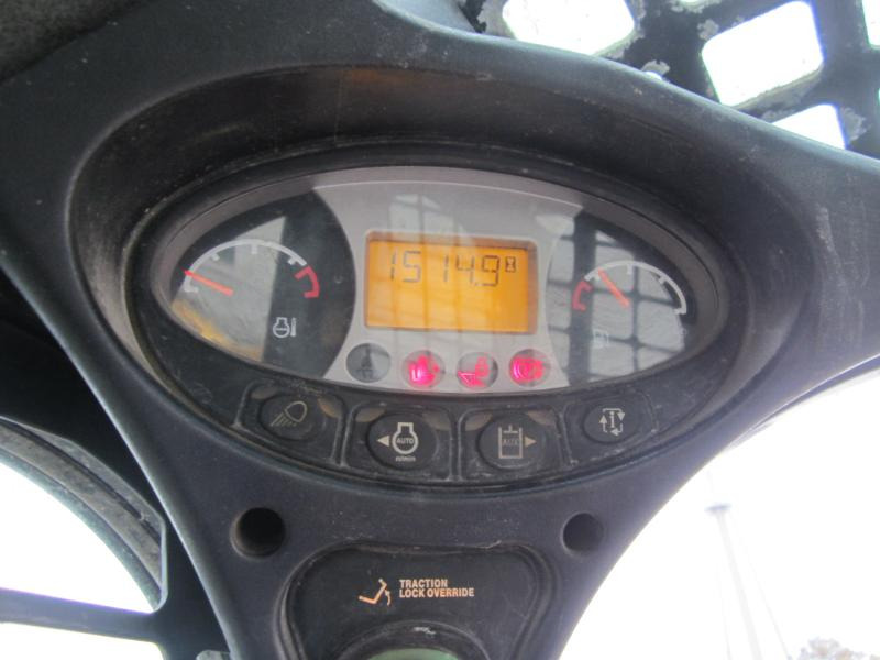 Skid steer loader Bobcat S450