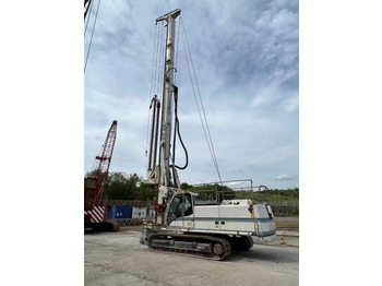 Pile driver SOILMEC