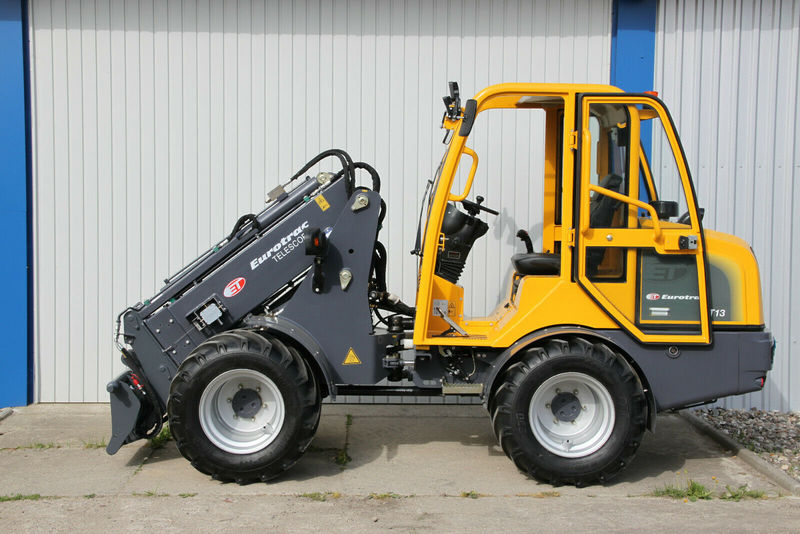 Telescopic wheel loader Eurotrac T 13 Teleskop Radlader Hoflader