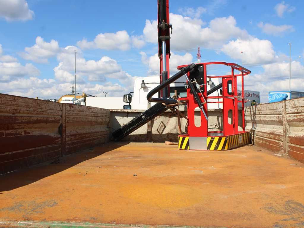 Truck mounted aerial platform Renault D16, CRANE HMF 1130K- RC+ PLATFORM, PARKING CAM.