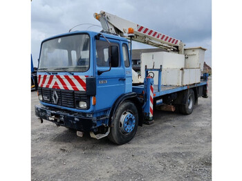 Renault JS 00 B1 - truck mounted aerial platform