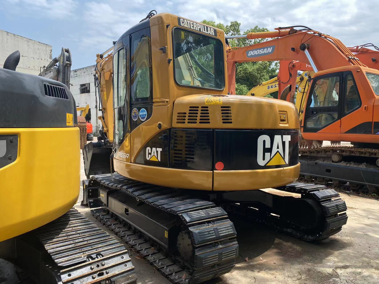 Crawler excavator Used caterpillar machinery CAT308C with rubber track for sale: picture 2