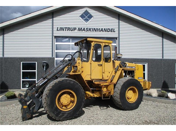 Wheel loader VOLVO