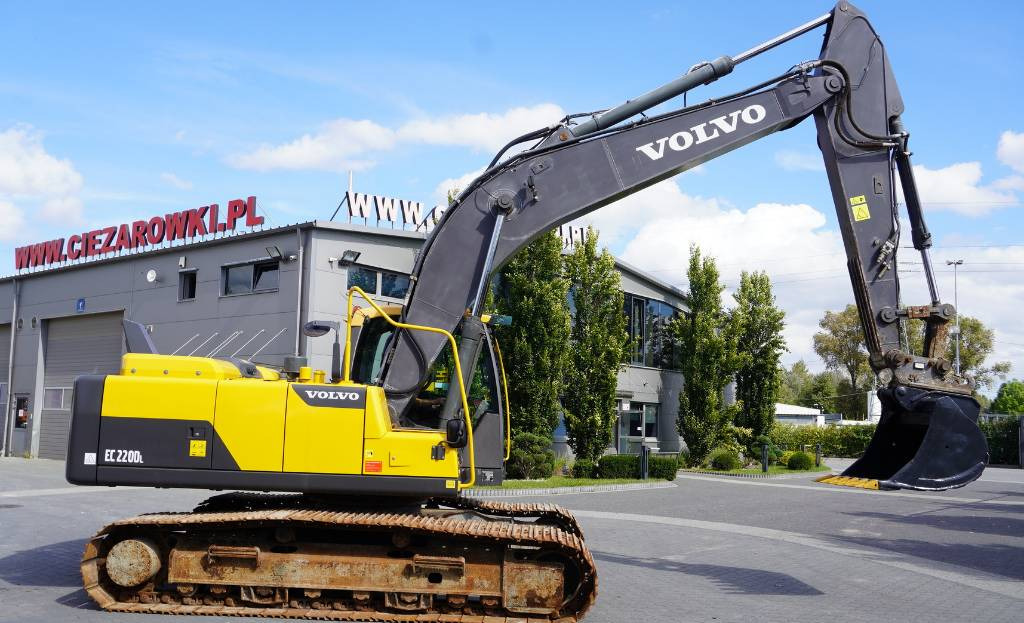 Leasing of Volvo Crawler excavator EC220 DL  Volvo Crawler excavator EC220 DL: picture 2