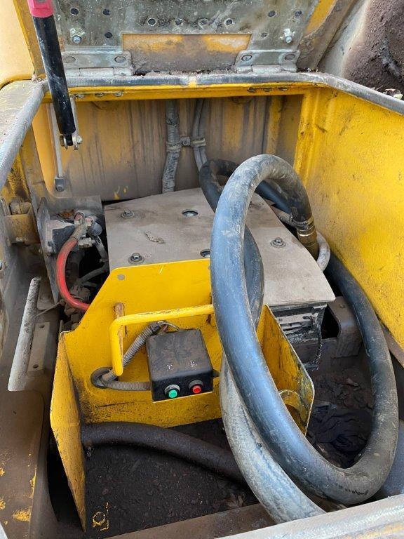 Crawler excavator Volvo EC 160 CL well: picture 15