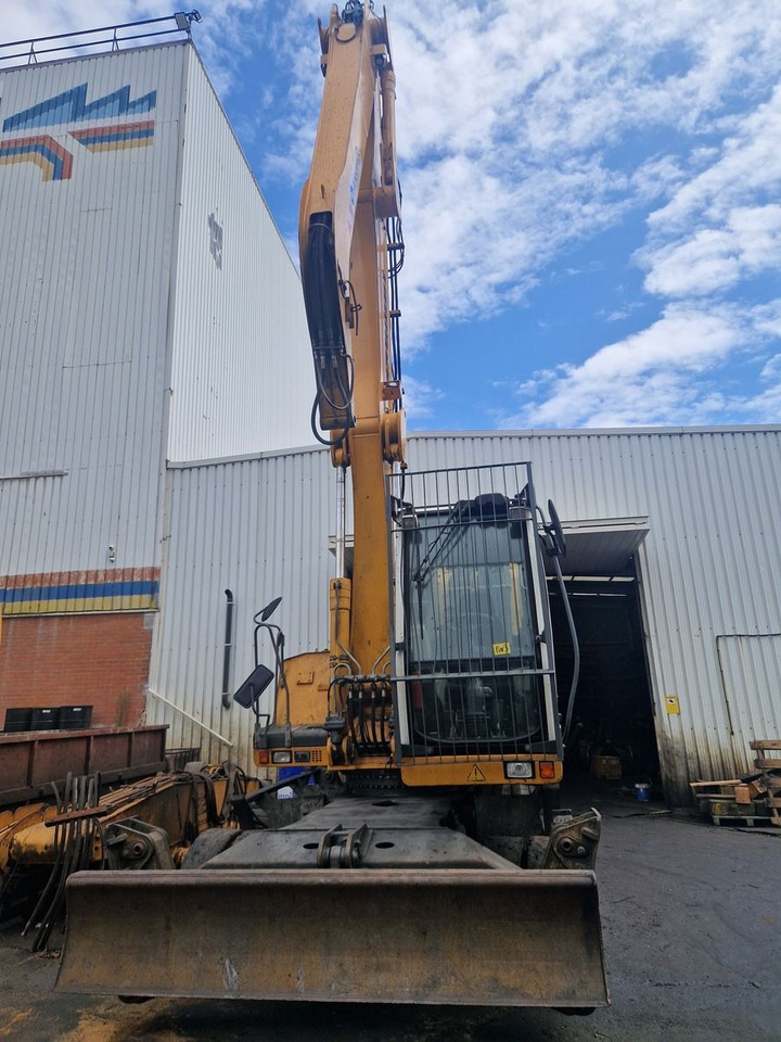 Waste/ Industry handler LIEBHERR A924C